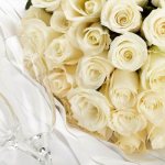 защо дават бели рози